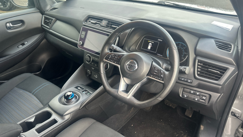 Nissan LEAF 110kW Acenta 40kWh 5dr Auto [6.6kw Charger] Electric Hatchback